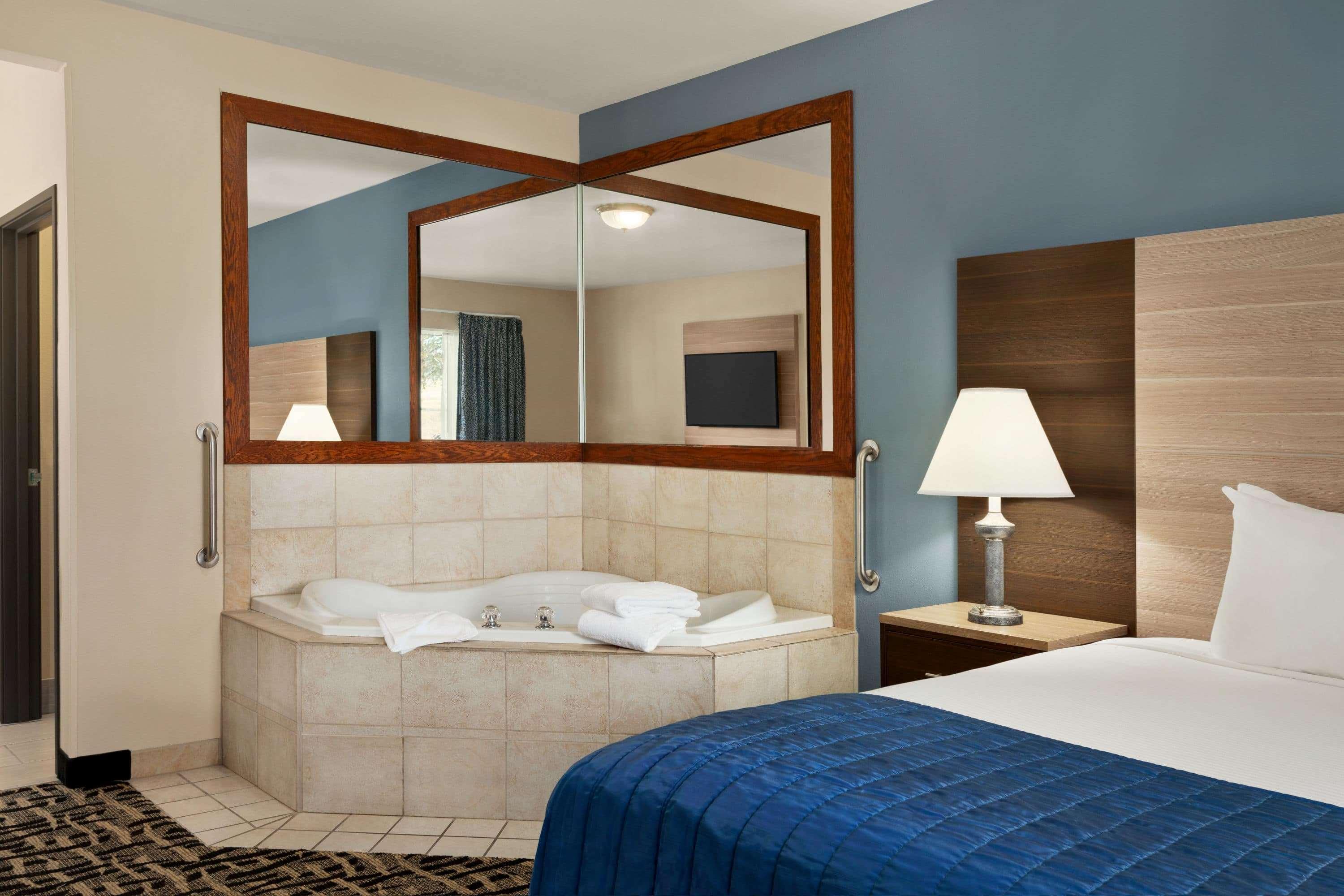 Baymont By Wyndham Ft. Leonard/Saint Robert Otel Dış mekan fotoğraf